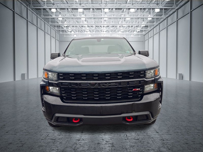 Used 2019 Chevrolet Silverado 1500 Custom Trail Boss w/ Custom Convenience Package AWD/4WD image 2