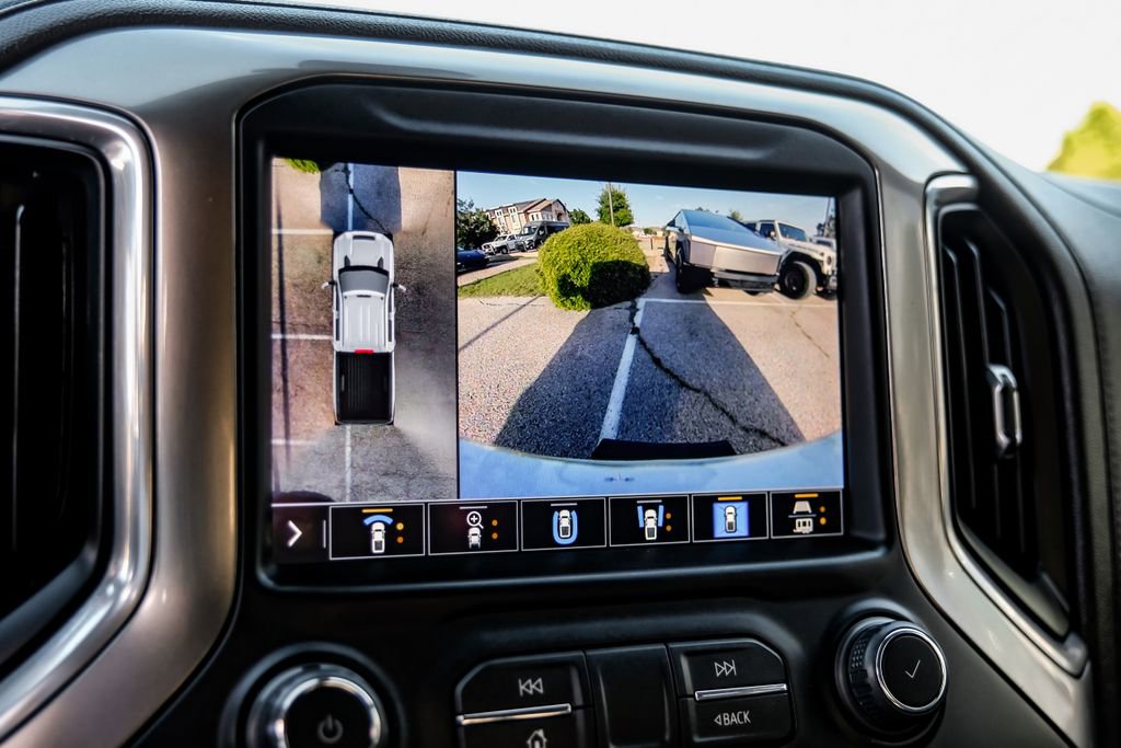 Used 2022 Chevrolet Silverado 3500 LTZ w/ Z71 Chrome Sport Edition image 21