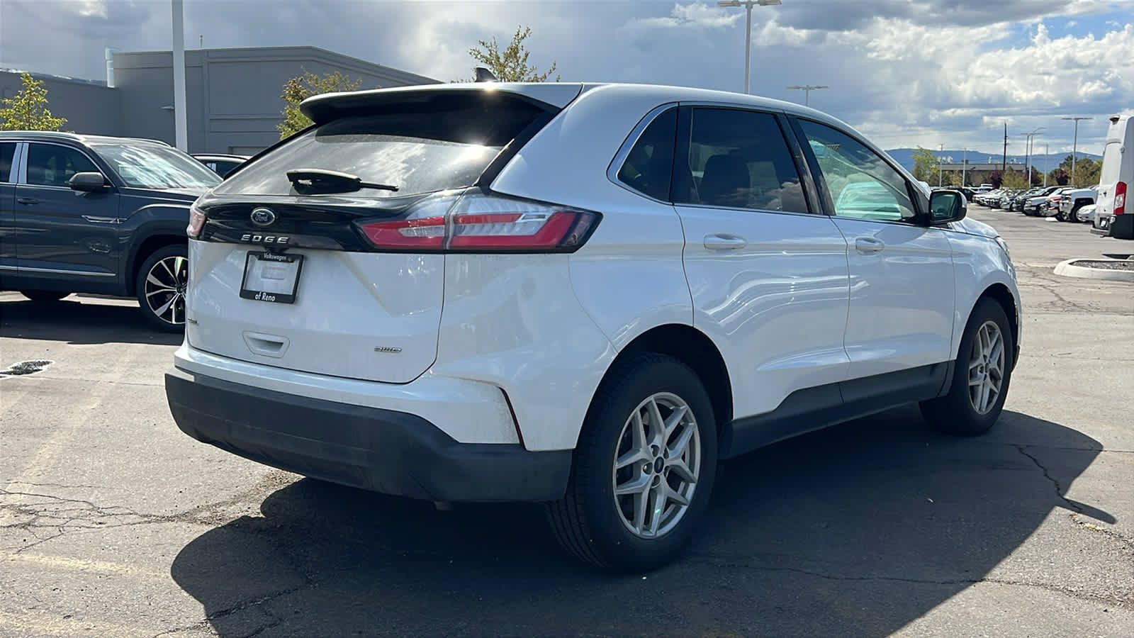 Used 2022 Ford Edge SEL AWD/4WD image 5