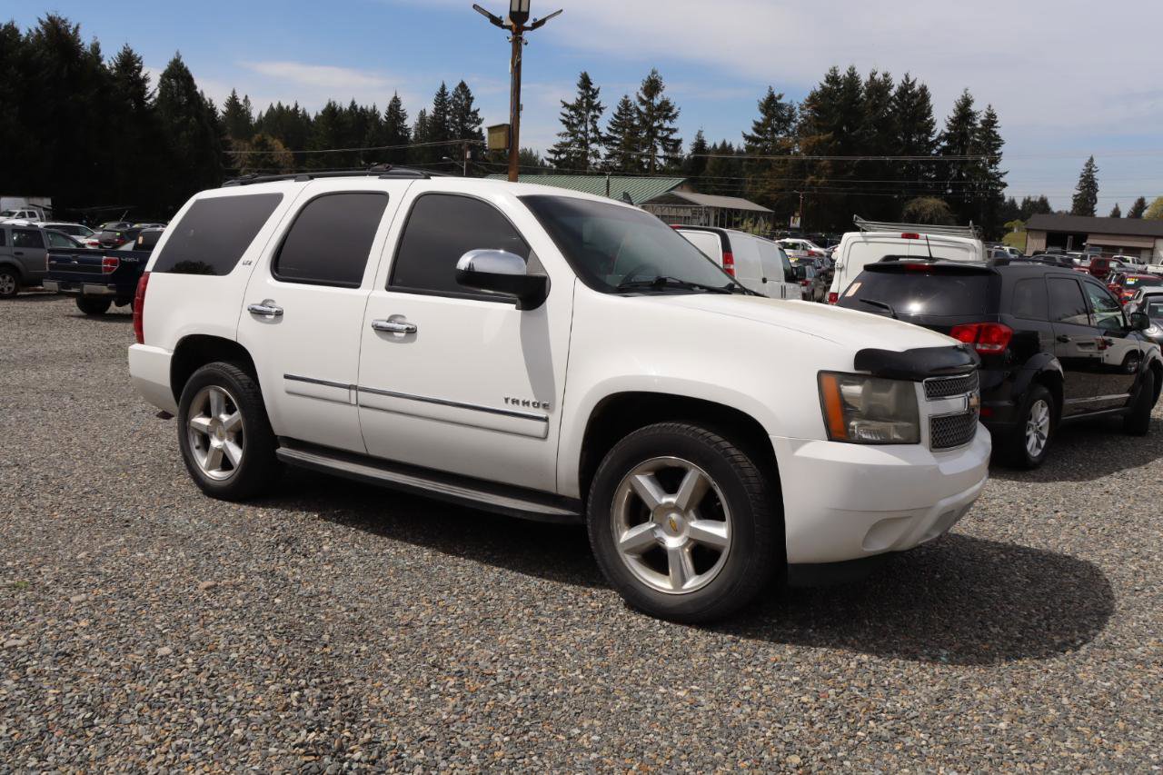 Used 2010 Chevrolet Tahoe LTZ RWD image 5