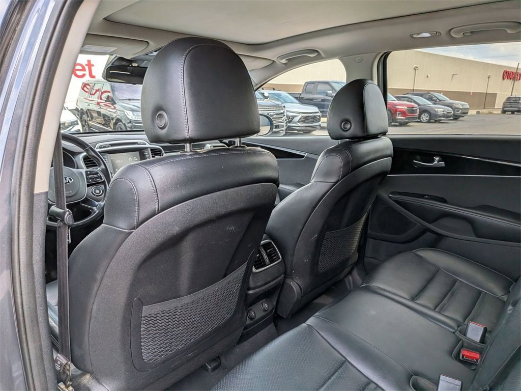 Used 2019 Kia Sorento EX image 27