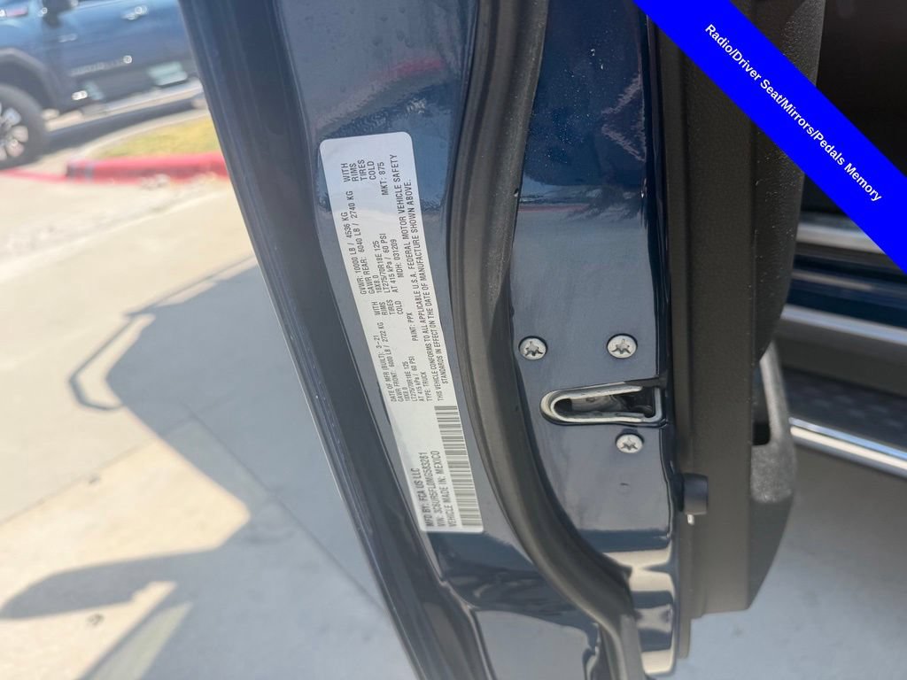 Used 2021 RAM 2500 Laramie AWD/4WD image 12