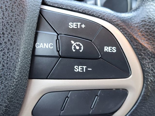 Used 2017 Jeep Cherokee Sport w/ Trailer Tow Group AWD/4WD image 11