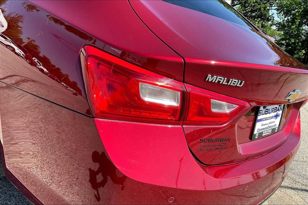 Used 2018 Chevrolet Malibu LT w/ Driver Confidence Package FWD image 31