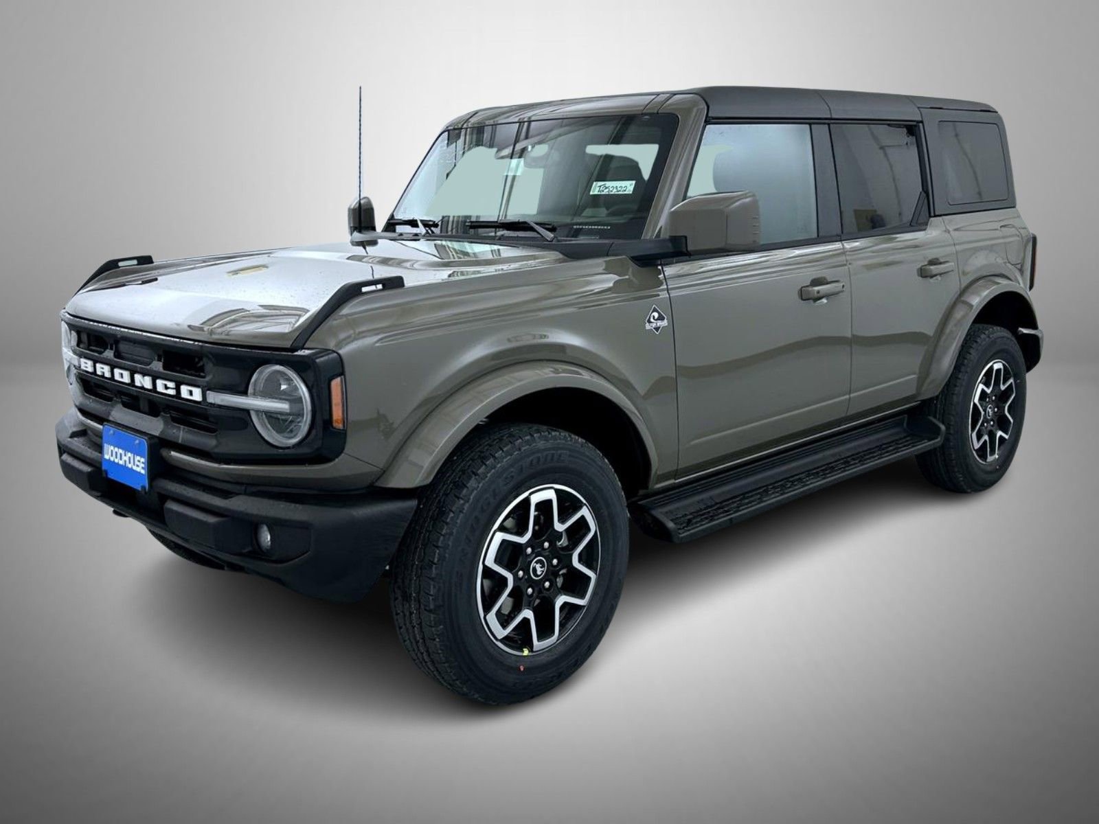 New 2025 Ford Bronco Outer Banks