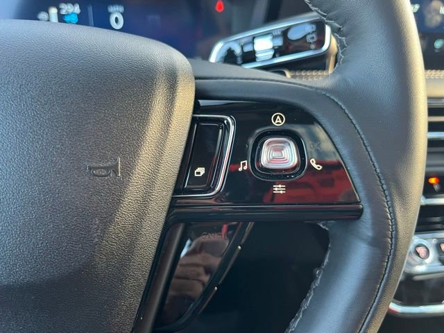 Used 2025 Lincoln Corsair Grand Touring w/ Equipment Group 301A image 18