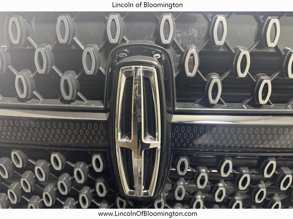New 2026 Lincoln Navigator L Reserve AWD/4WD image 13