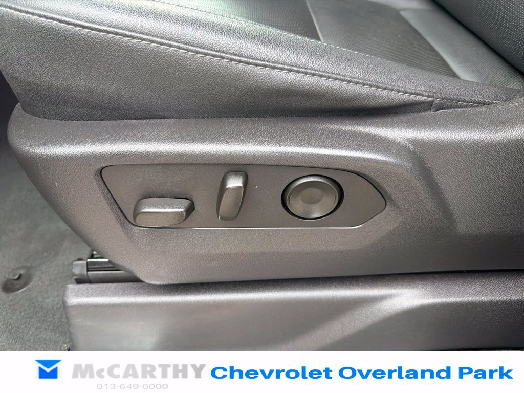 Used 2025 GMC Sierra 1500 SLT AWD/4WD image 23