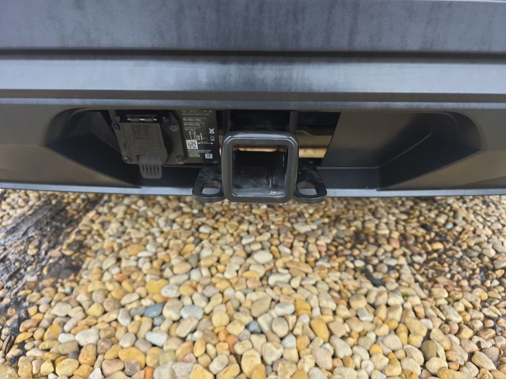 Used 2025 Volkswagen Atlas SE AWD/4WD image 12