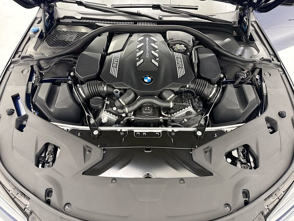 New 2026 BMW M850i xDrive image 28