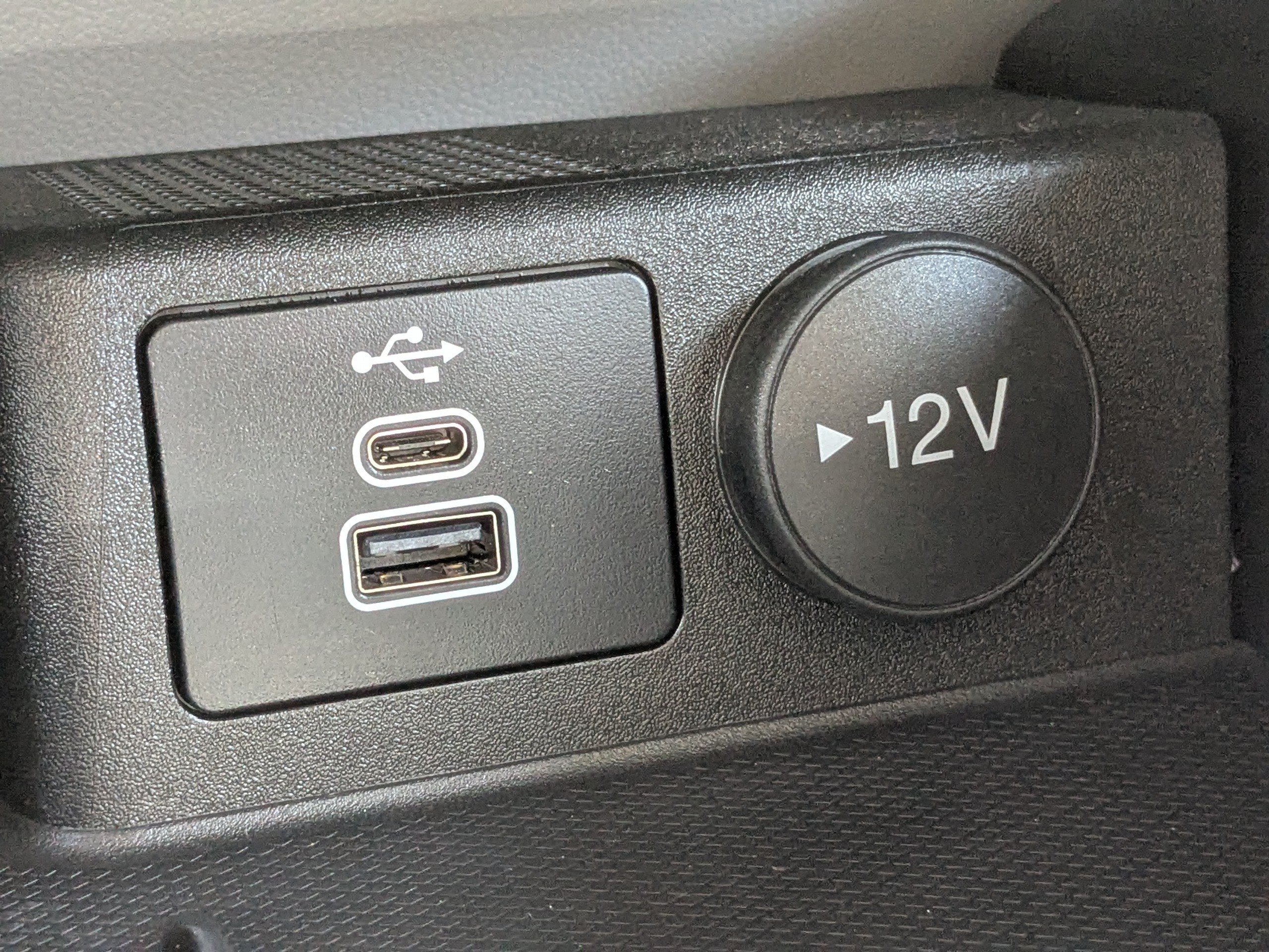 Used 2024 Ford Escape Active FWD image 23