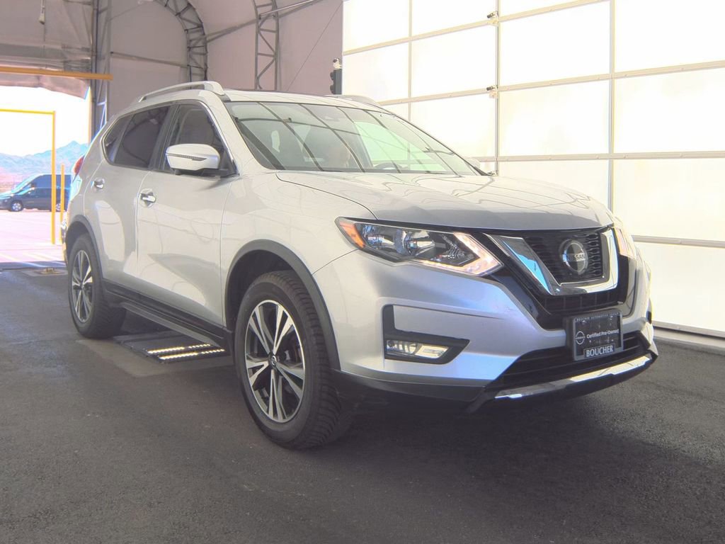 Used 2020 Nissan Rogue SV w/ Sun & Sound Touring Package