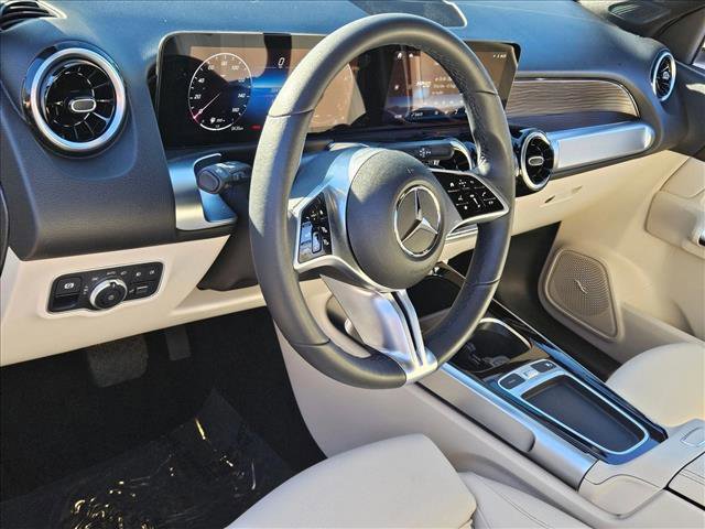 Used 2026 Mercedes-Benz GLB 250 image 10