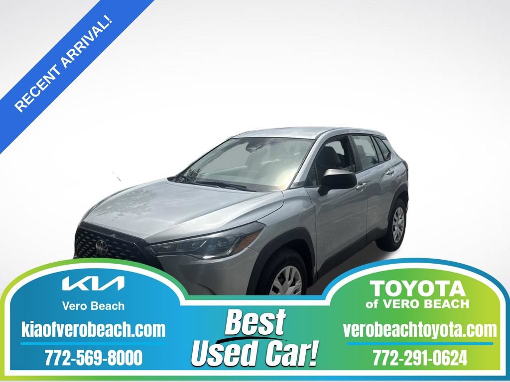 Used 2023 Toyota Corolla Cross L FWD image 1