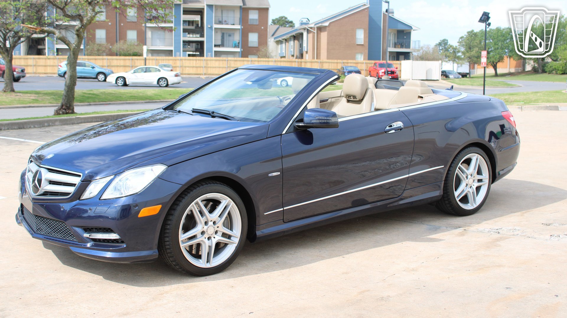 Used 2012 Mercedes-Benz E 550 Cabriolet image 2