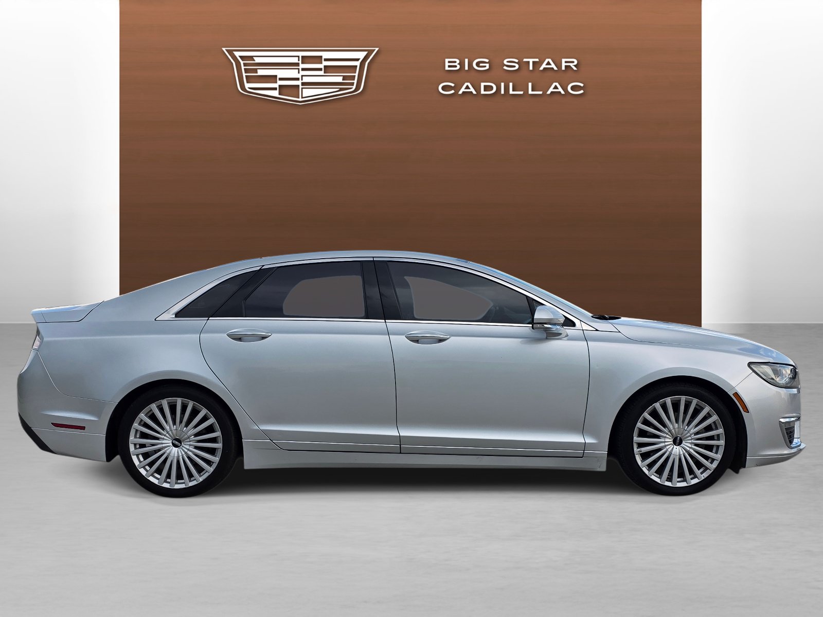 Used 2017 Lincoln MKZ Reserve w/ Climate Package FWD image 6