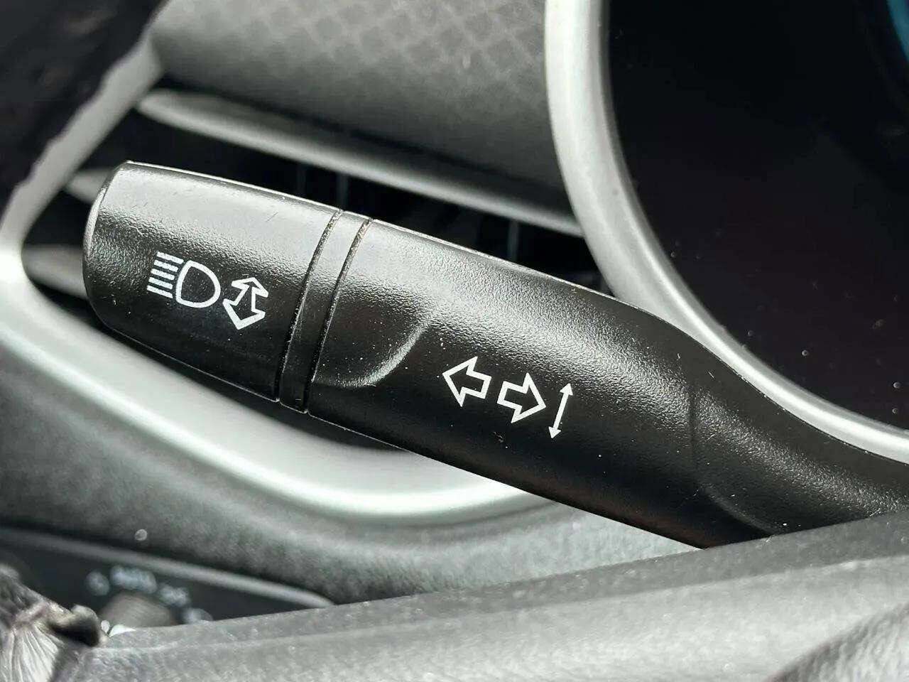 Used 2019 Chevrolet Malibu RS image 10