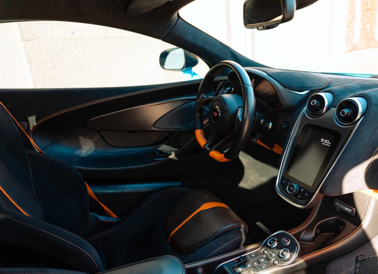 Used 2017 McLaren 570S image 13