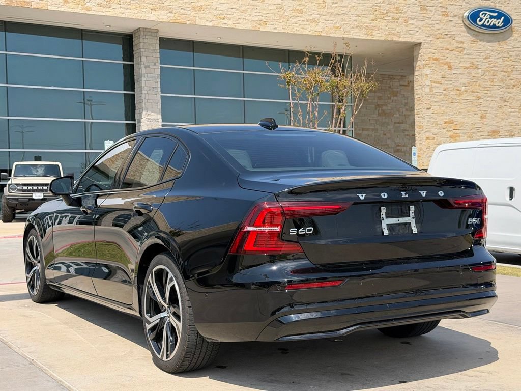 Used 2023 Volvo S60 B5 Plus AWD/4WD image 9