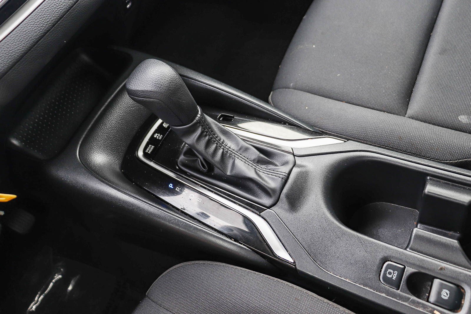 Certified 2025 Toyota Corolla LE FWD image 22