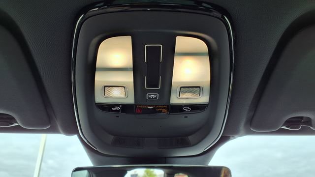 New 2026 Volvo XC60 B5 Core AWD/4WD image 18