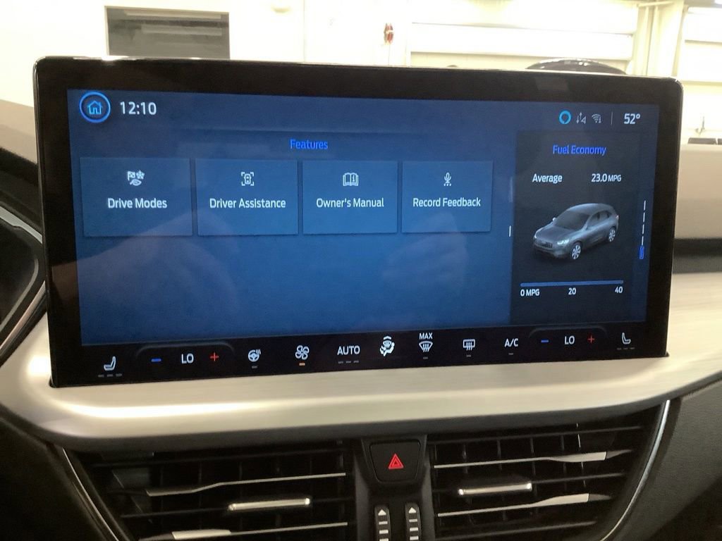 Used 2025 Ford Escape Platinum w/ Premium Technology Package AWD/4WD image 10