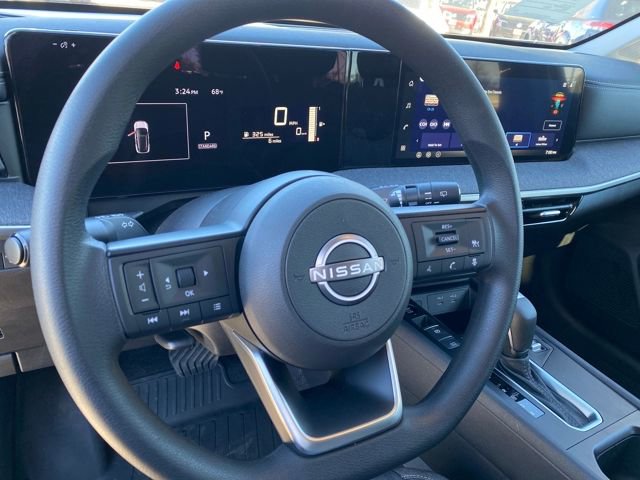 New 2026 Nissan Kicks SV w/ SV Premium Package image 12