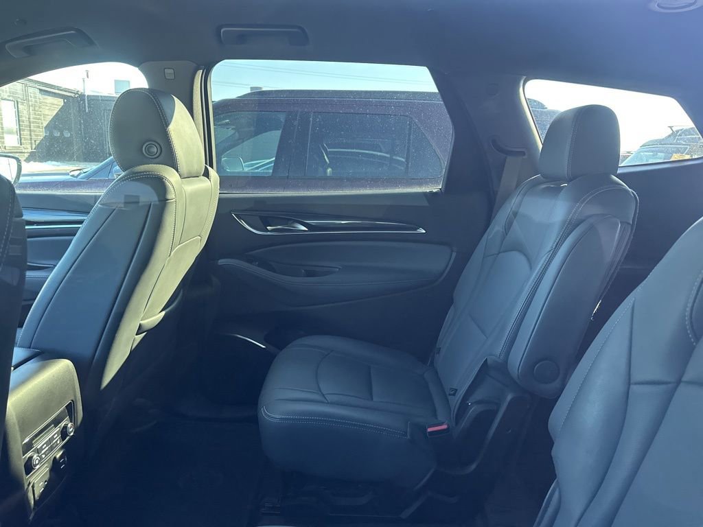Used 2022 Buick Enclave Premium w/ Surround and Sites Package image 10