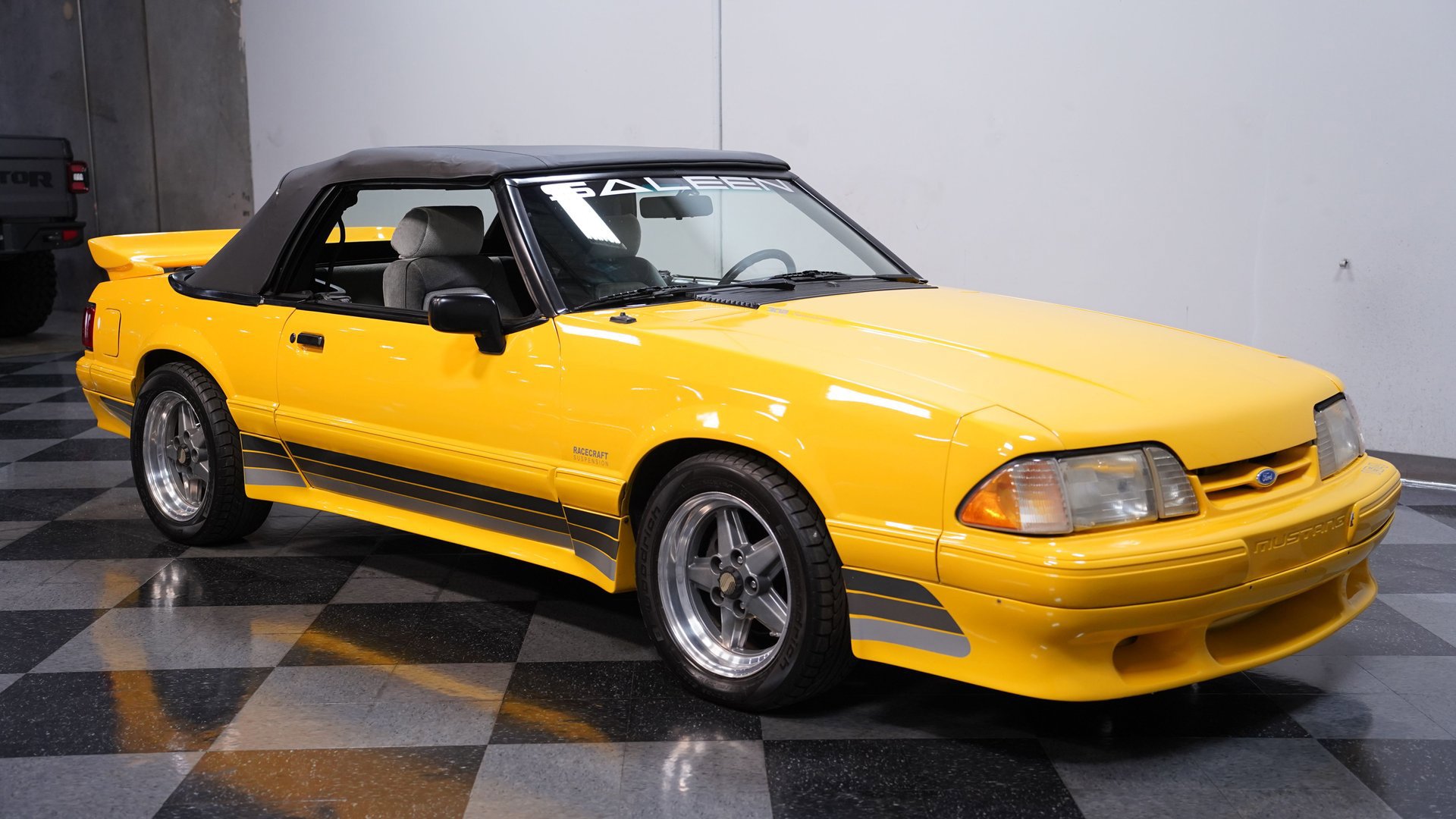 Used 1989 Ford Mustang LX image 13