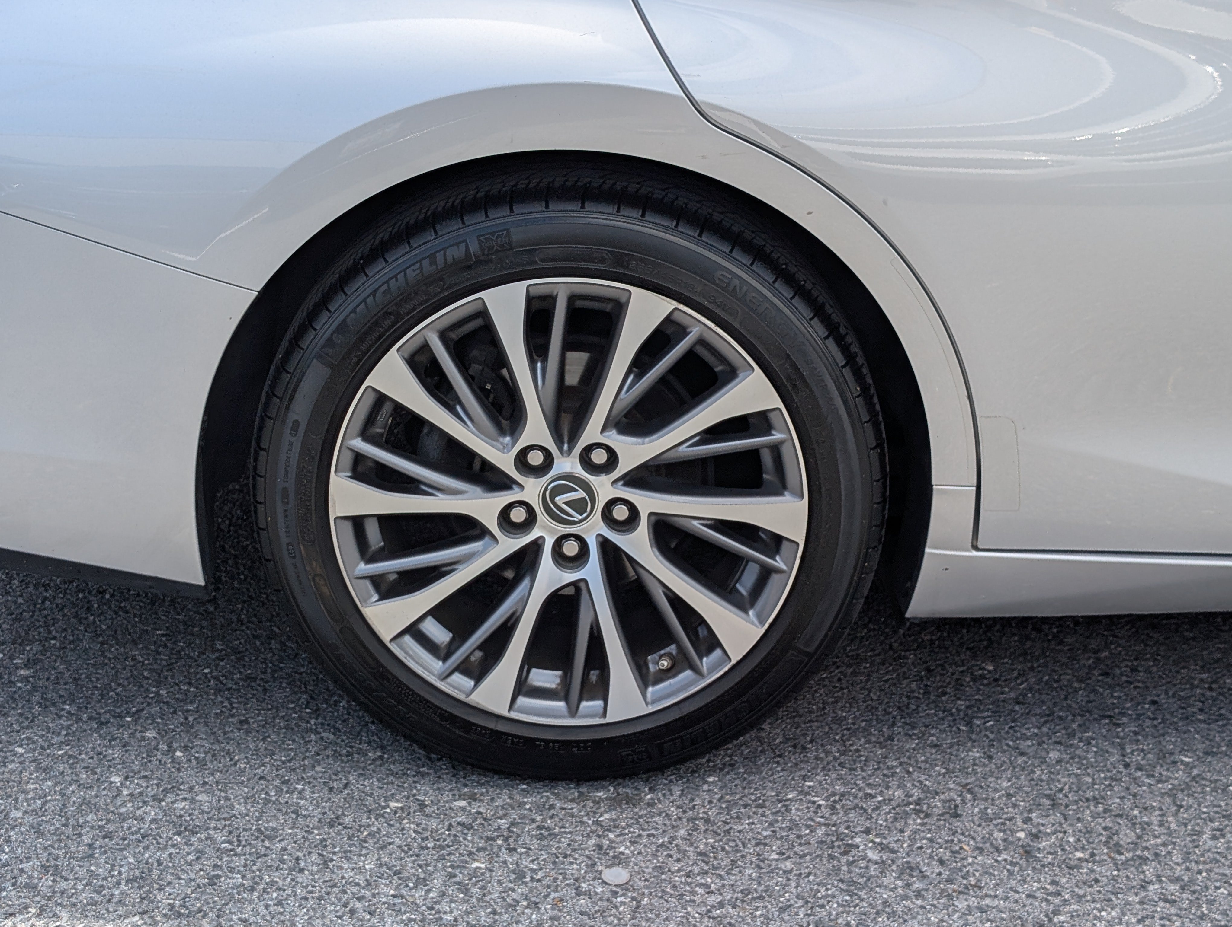 Used 2019 Lexus ES 350 w/ Premium Package FWD image 10