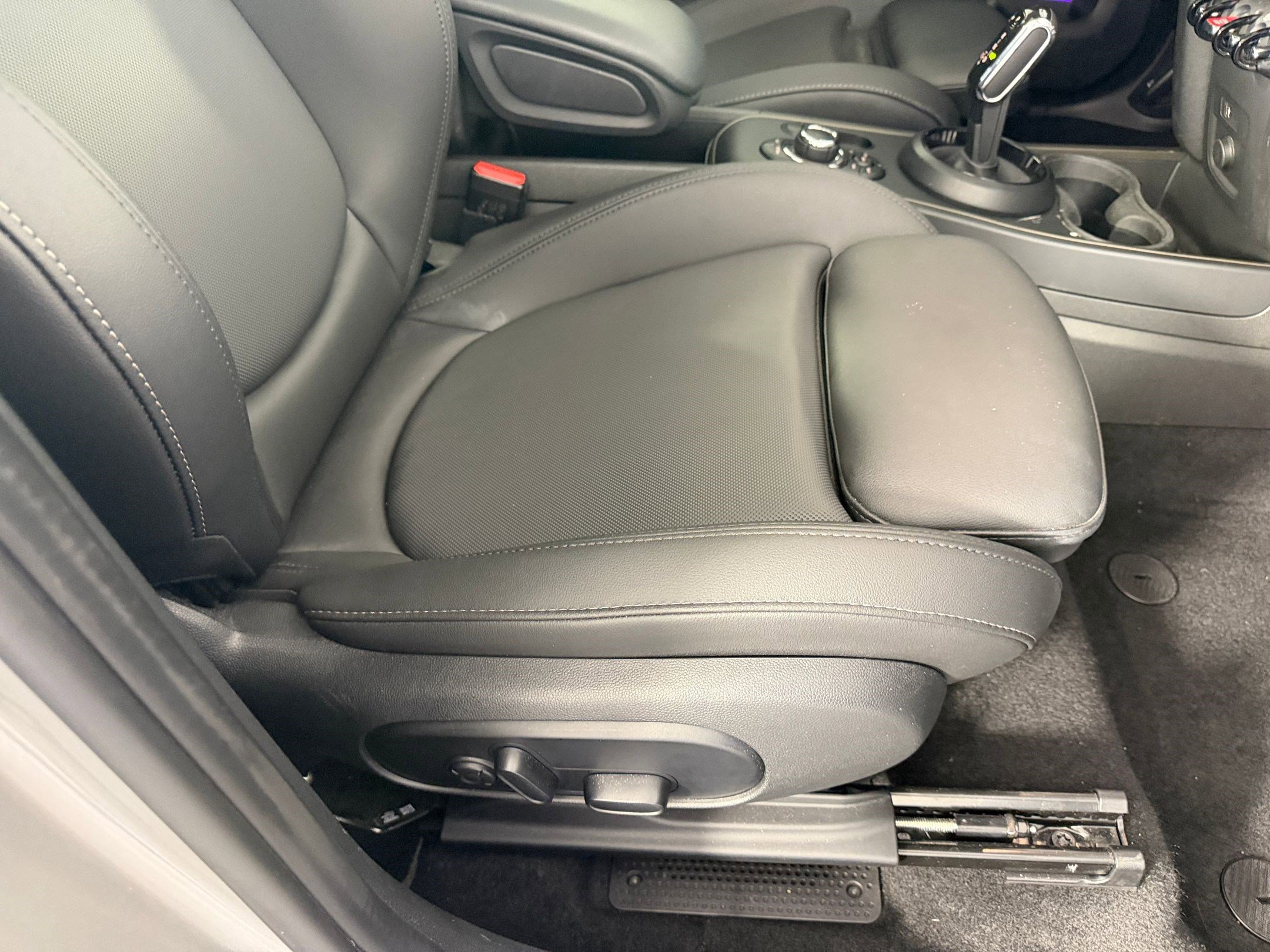 Certified 2024 MINI Cooper Countryman S FWD image 34