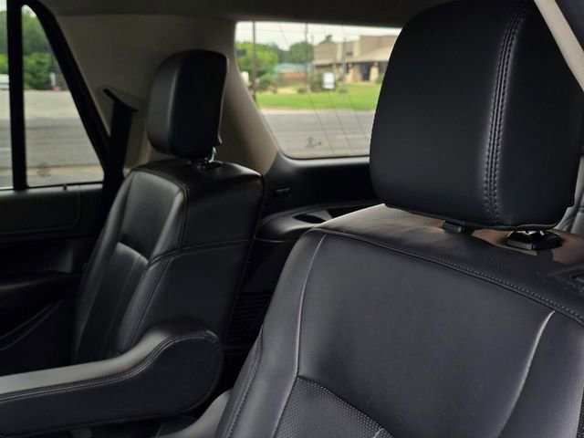 Used 2024 Ford Expedition XLT RWD image 29