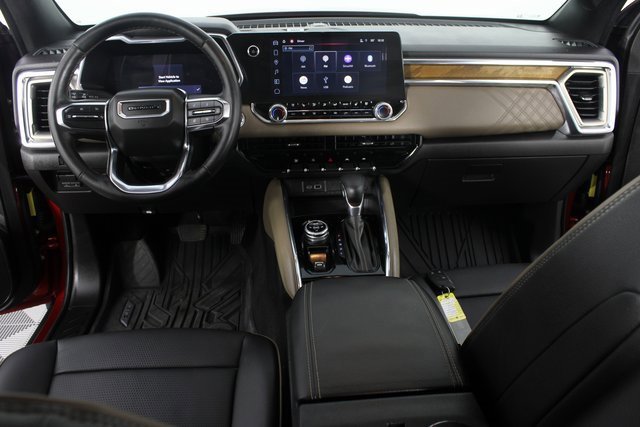 Used 2024 GMC Canyon Denali image 10