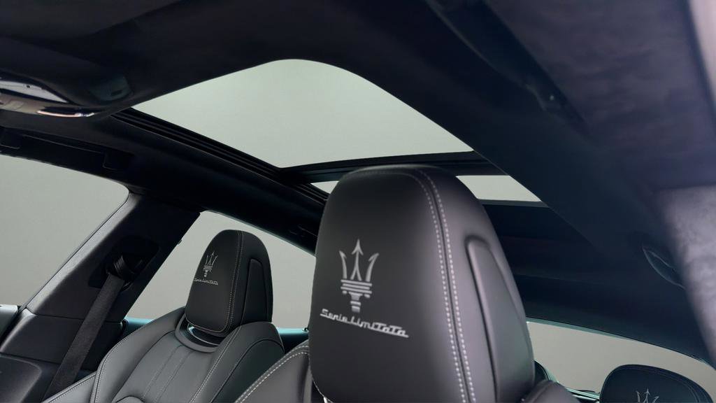 Certified 2023 Maserati Levante Modena AWD/4WD image 19