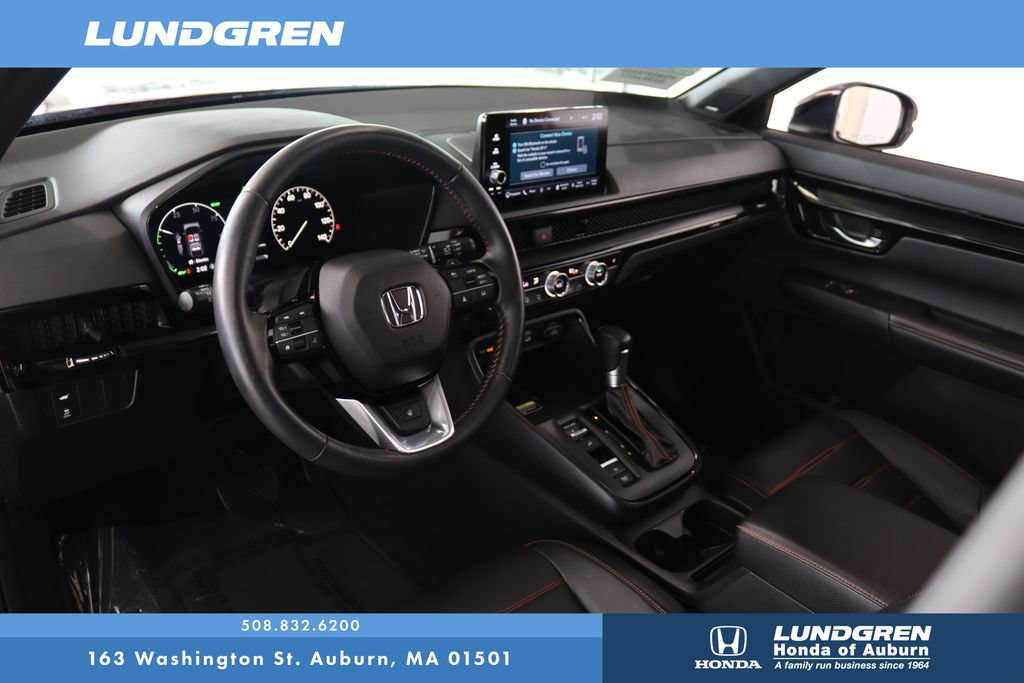 Used 2025 Honda CR-V Sport Touring image 8