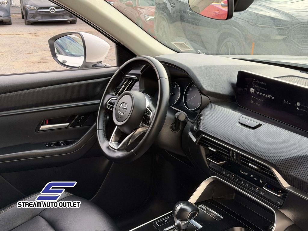 Used 2024 MAZDA CX-90 3.3 Turbo w/ Select Package image 17