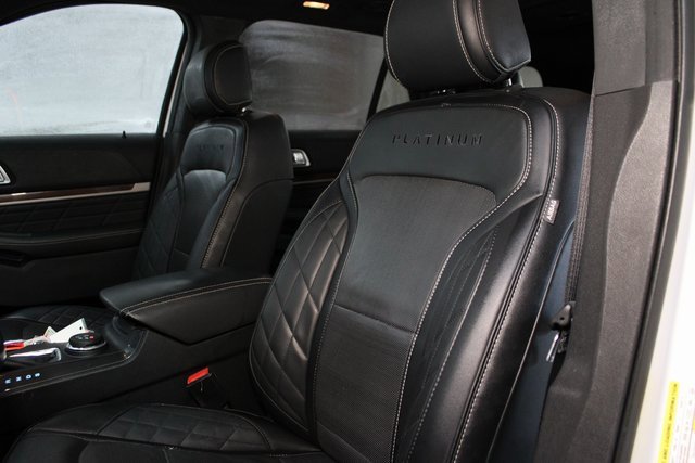 Used 2016 Ford Explorer Platinum image 30