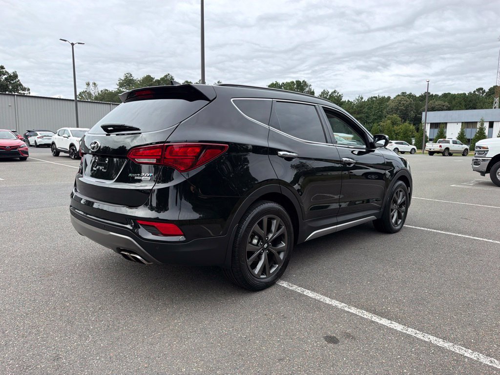 Used 2018 Hyundai Santa Fe Sport w/ 2.0T Ultimate Tech Package 05 AWD/4WD image 5
