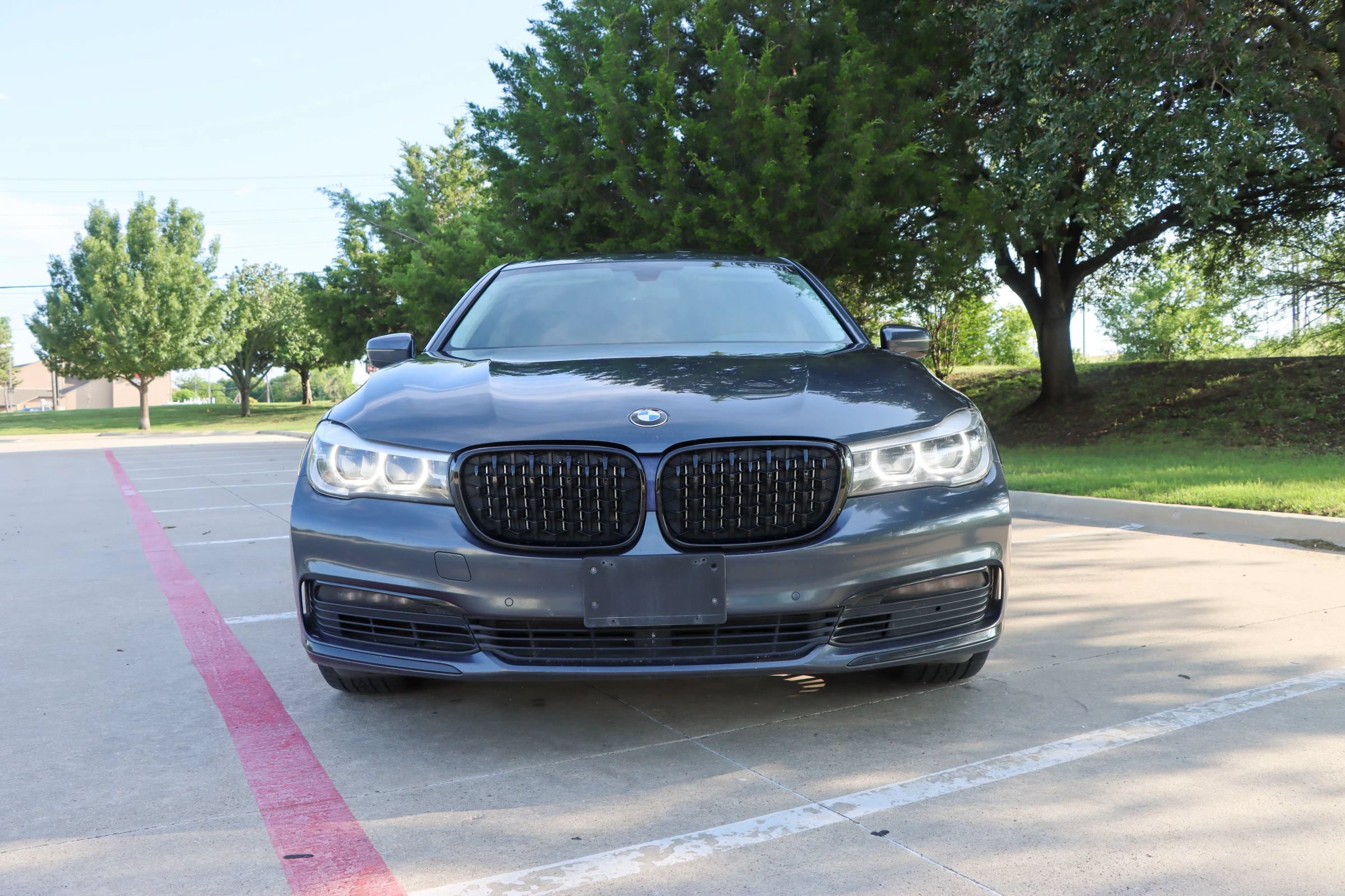 Used 2018 BMW 740i RWD image 2