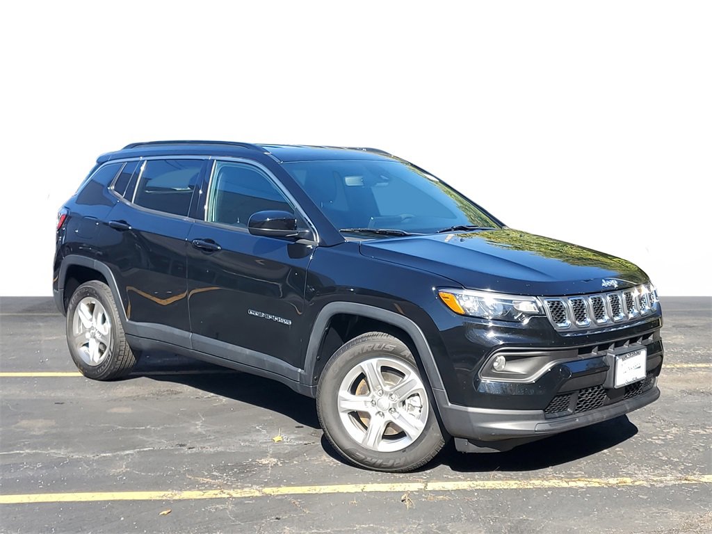 Used 2020 Jeep Cherokee Latitude w/ Cold Weather Group