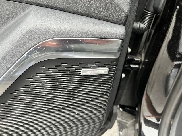 Used 2024 Chevrolet Traverse RS image 17