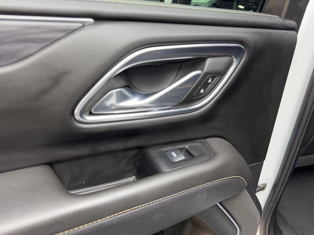 Used 2024 GMC Yukon SLT image 39