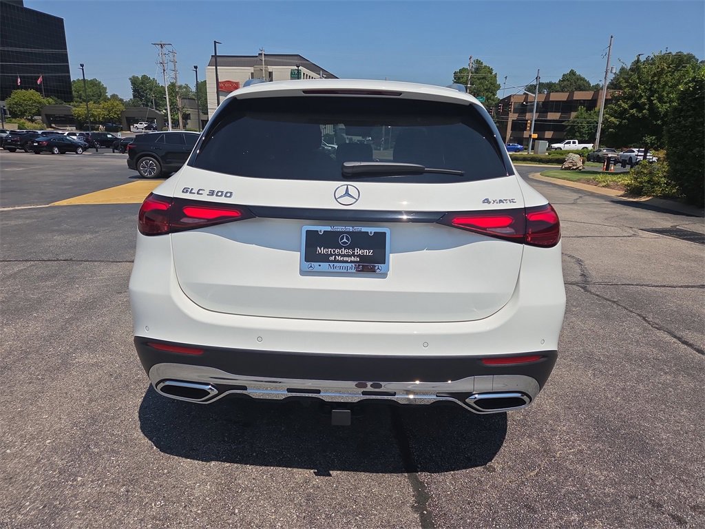 New 2025 Mercedes-Benz GLC 300 4MATIC image 4