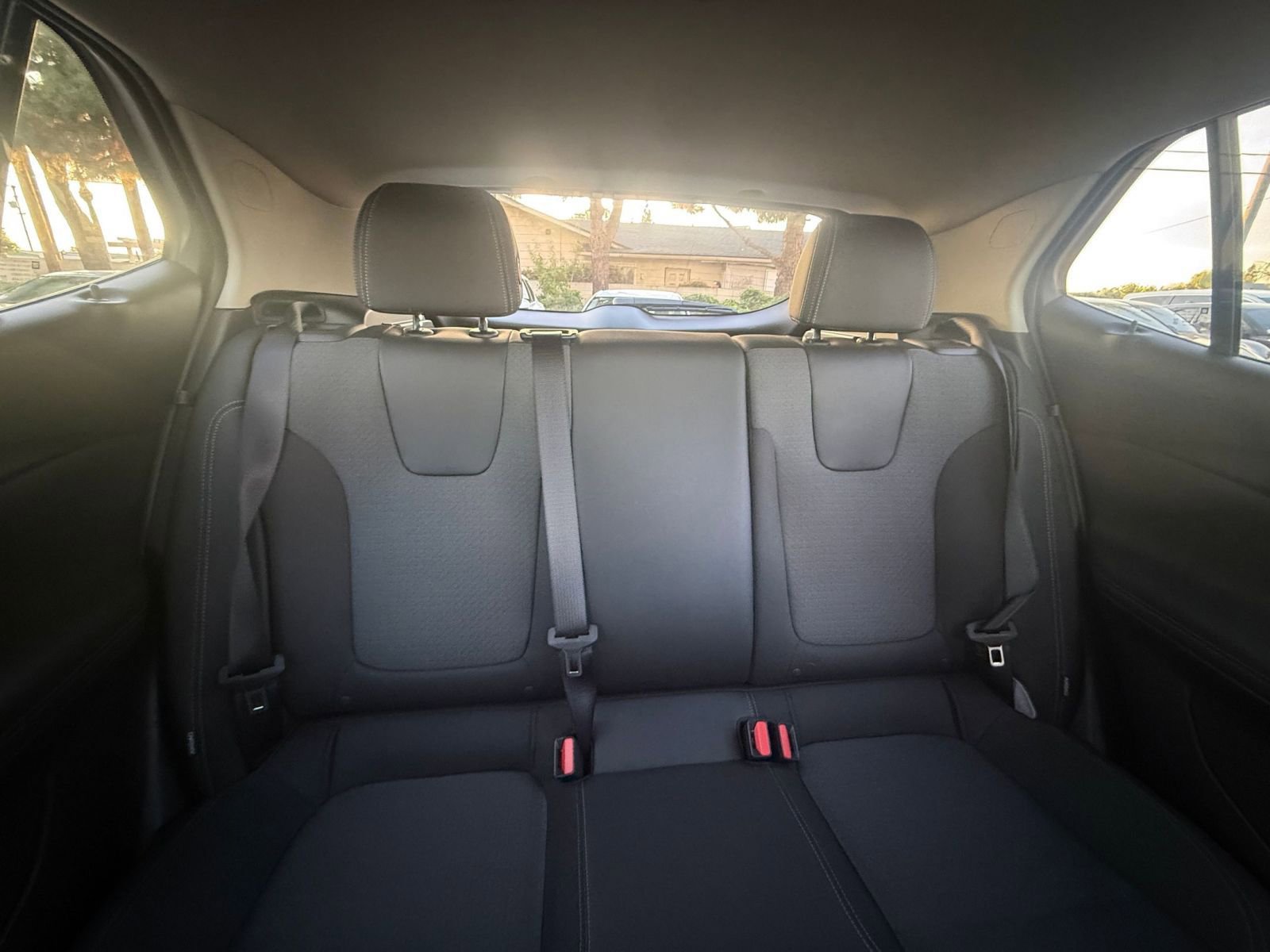 Used 2025 Buick Encore GX Preferred image 34