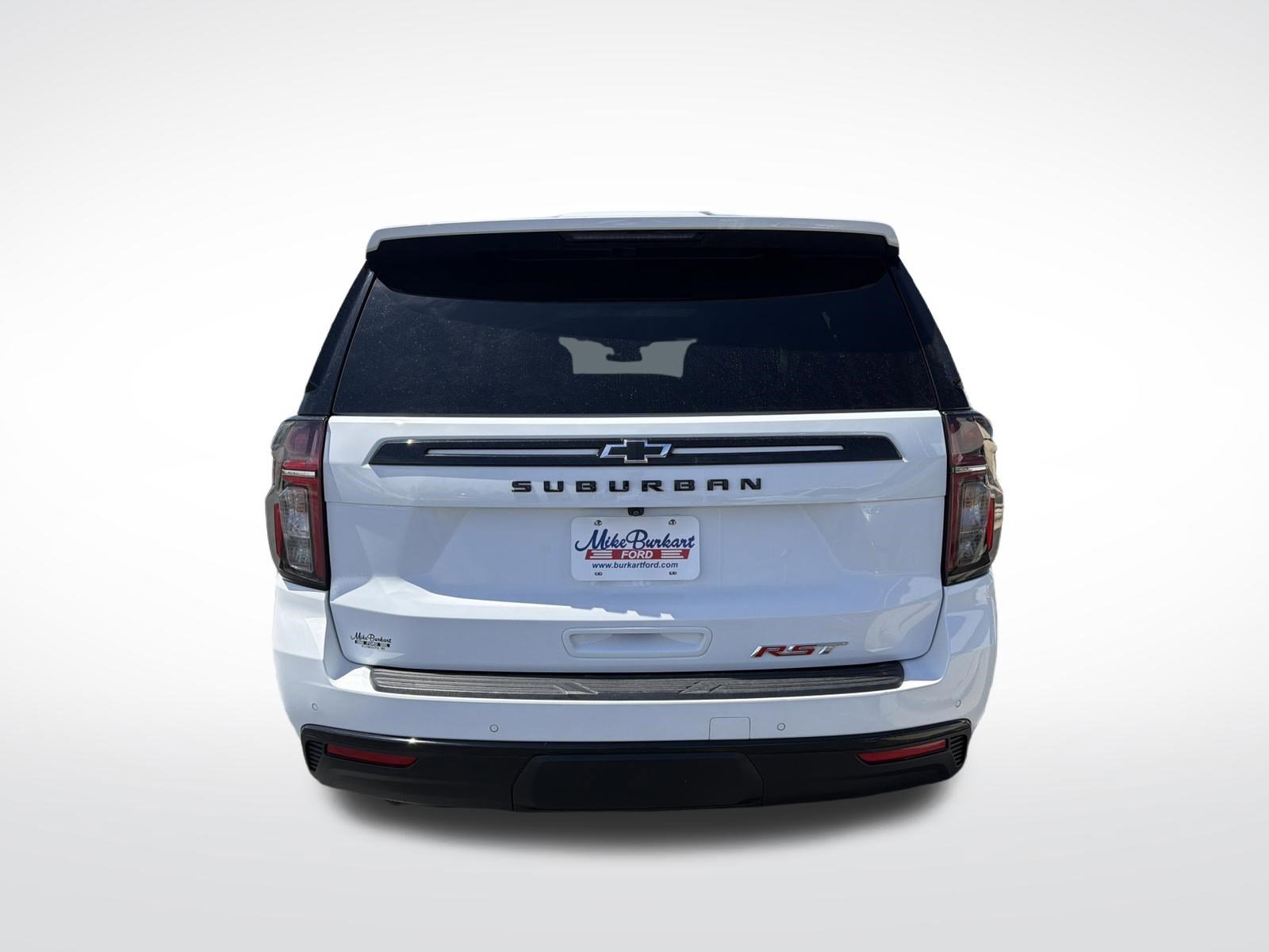 Used 2024 Chevrolet Suburban RST w/ Luxury Package AWD/4WD image 11