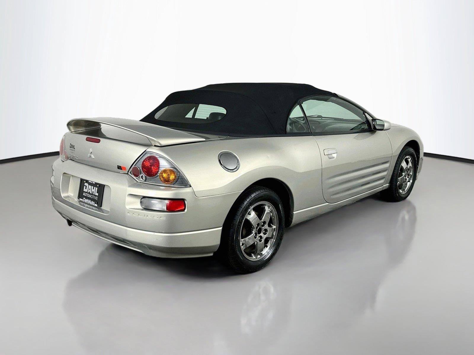 Used 2005 Mitsubishi Eclipse GS FWD image 12