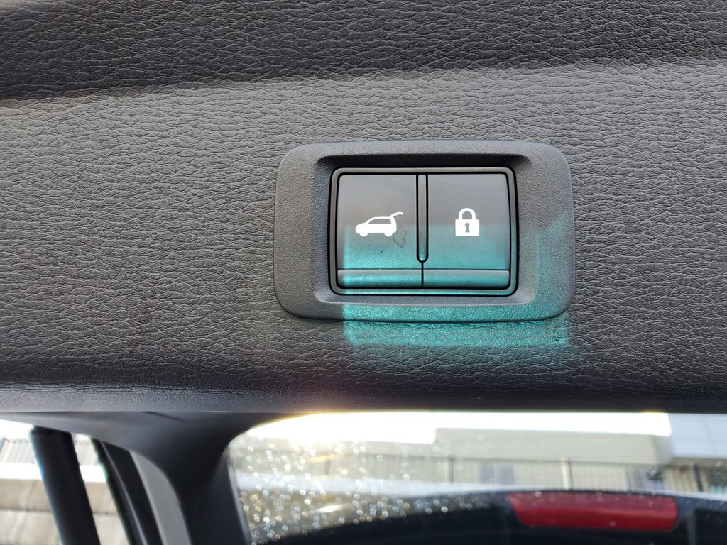 Used 2024 Mitsubishi Outlander SE image 45