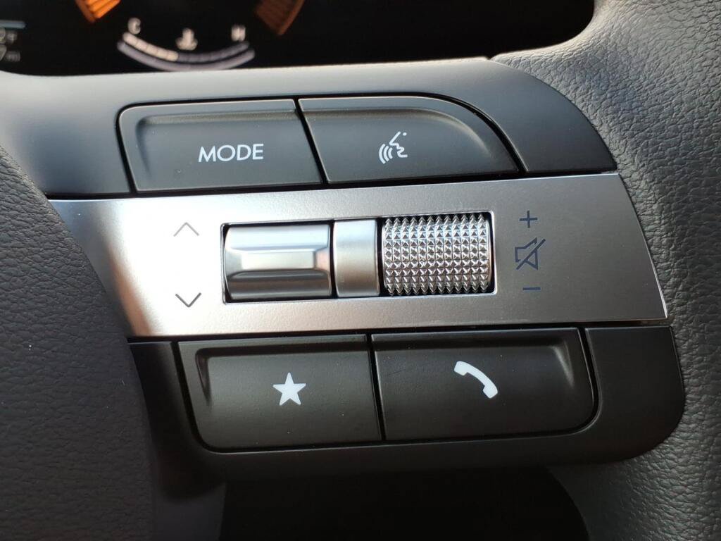 New 2027 Hyundai Santa Cruz SE AWD/4WD image 11