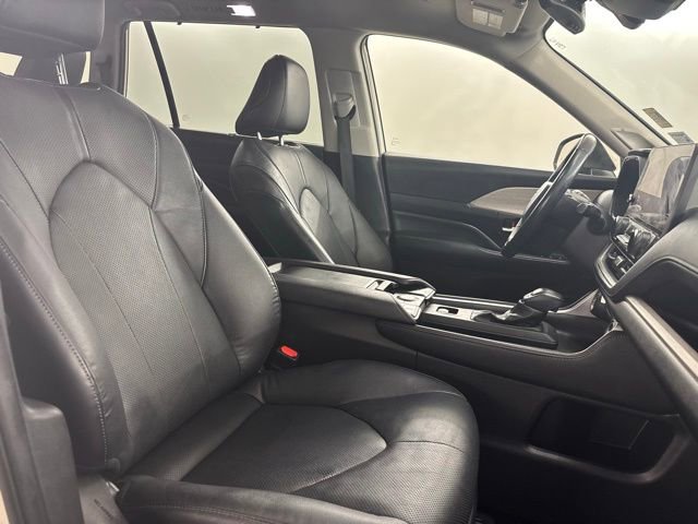 Used 2024 Toyota Grand Highlander Limited image 23
