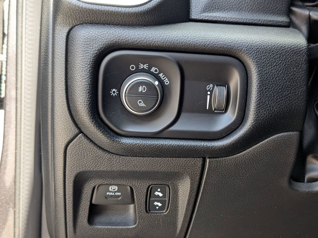 Used 2022 RAM 1500 Big Horn image 16
